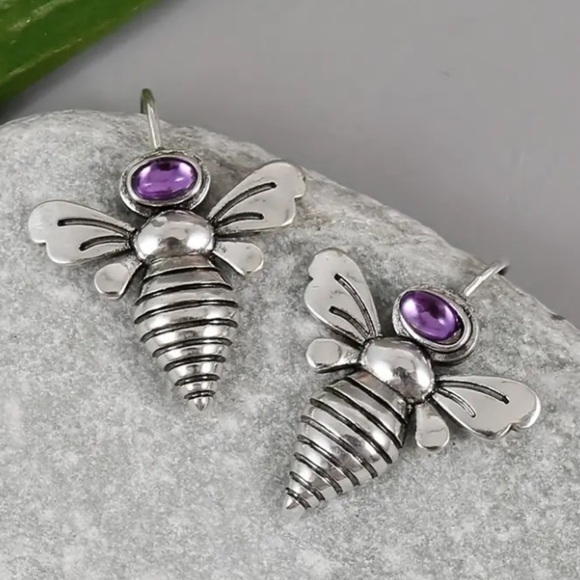 925 Sterling Silver Plated Purple Synthetic Gemstone Bee Earrings - Picture 1 of 4